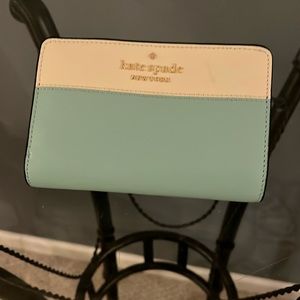 Kate spade New York medium bifold wallet